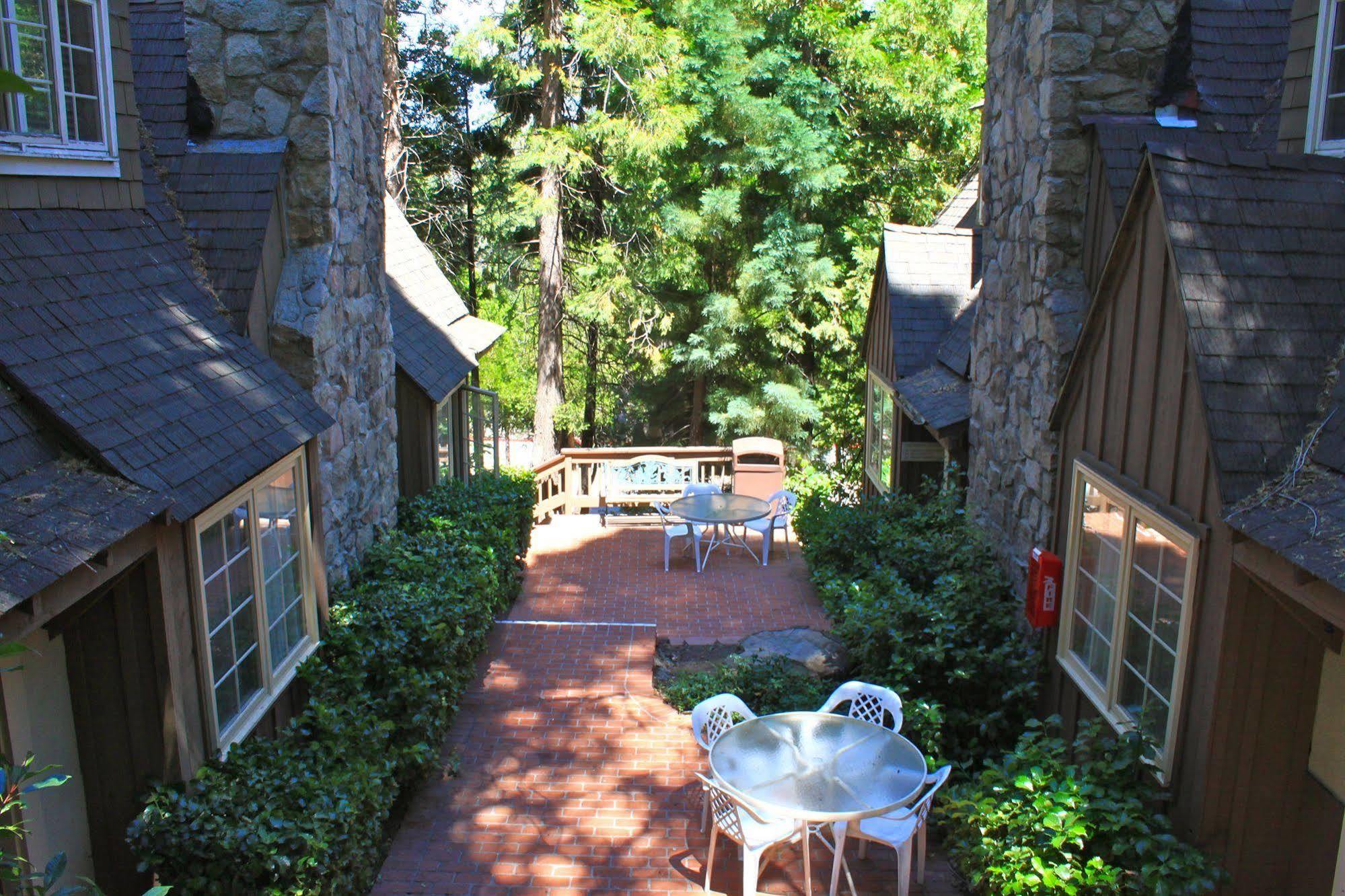 Saddleback Inn At Lake Arrowhead Dış mekan fotoğraf